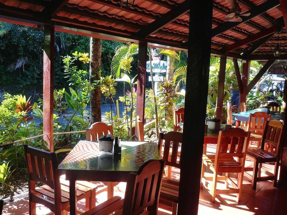 Hotel Mono Azul Quepos Exterior photo